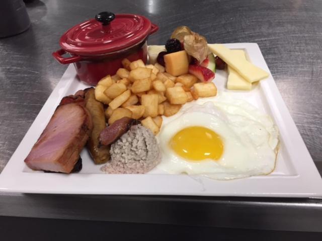 Chez Truchon Bistro-Auberge La Malbaie Kültér fotó